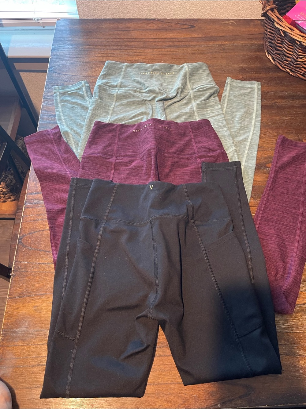 Victoria's Secret women Leggings in Black, Burgundy & mint